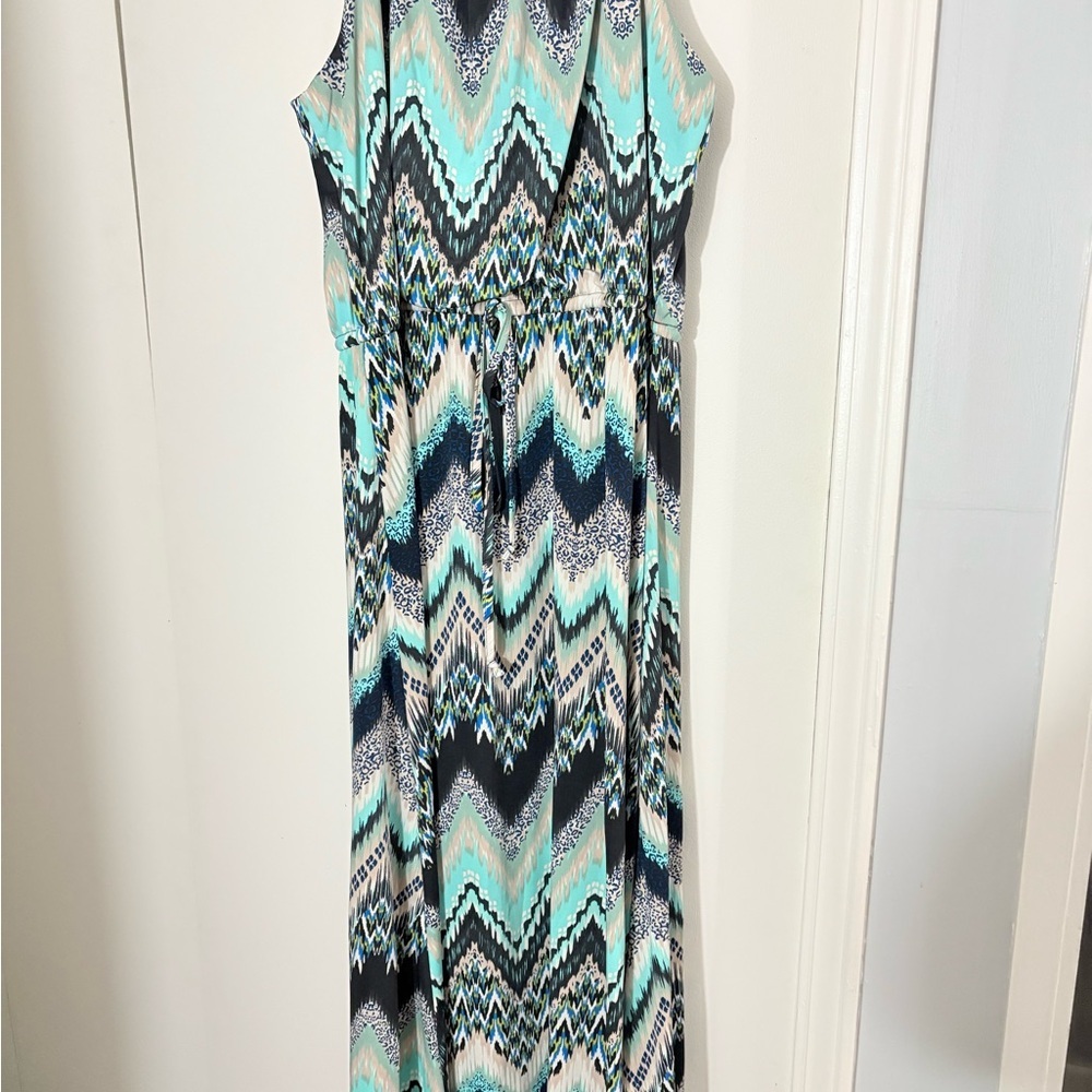 Patterned Sleeveless Long dress - Black and Blue - Picture 7 of 8